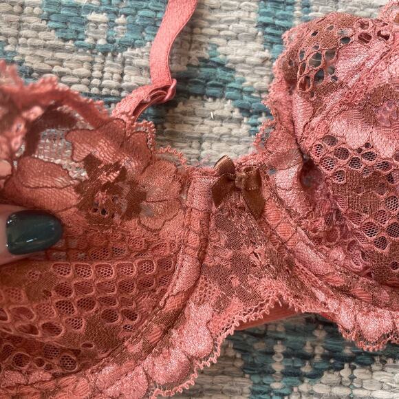 Adore Me Pink Lace Bralette - Size 34A - Picture 4 of 8